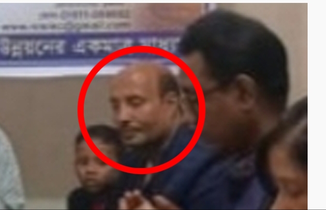 স্বর্ণ চোরাকারবারি বিরুদ্ধে সংবাদ প্রকাশ করায় সাংবাদিক ও প্রকাশক কে হত্যা ও মামলা দেওয়ার হুমকি