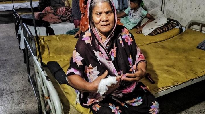 মাকে কুপিয়ে জখমের অভিযোগে ছেলের বিরুদ্ধে মামলা