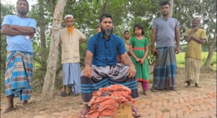 ‎দুমকীতে নবজাতক শিশুর লা*শ নিয়ে সংবাদ সম্মেলন