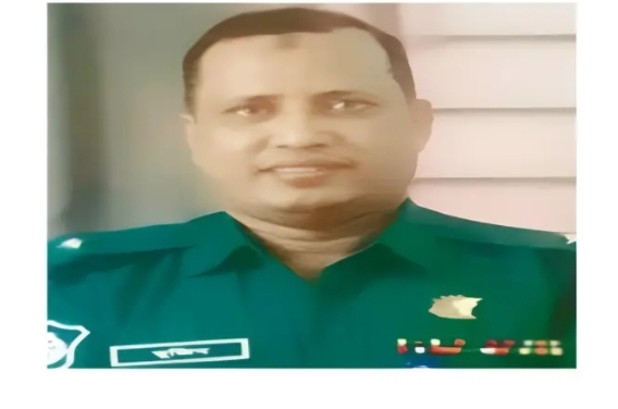 ঢাকার কেরানীগঞ্জে ট্রাফিক ইনস্পেক্টর মুজিবের বেপরোয়া মাসোহারা বাণিজ্যের অভিযোগ