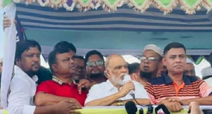বেইলিৎ সেতু নির্মাণ ও সড়ক সংস্কারের দাবিতে টঙ্গীতে ঢাকা ময়মনসিংহ উড়ালসেতু অবরোধ