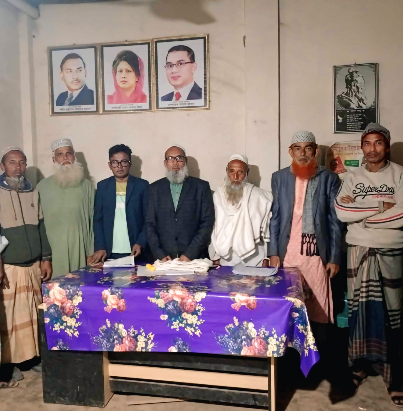 নেত্রকোনা বারহাট্টার চেয়ারম্যান এর গ্রামের বাড়িতে ডাকাতি রহস্য জনক।