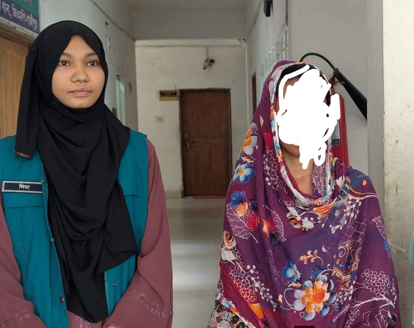 গাজীপুরের টঙ্গীতে স্ত্রীর হাতে স্বামীর পুরুষাঙ্গ কর্তন, রক্তমাখা ছুরিসহ থানায় আত্মসমর্পণ