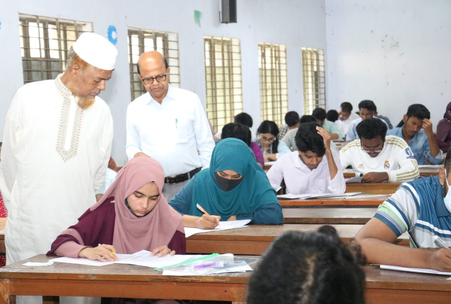 পিরোজপুর বিজ্ঞান ও প্রযুক্তি বিশ্ববিদ্যালয়ে জিএসটি ‘এ’ ইউনিটের ভর্তি পরীক্ষা অনুষ্ঠিত
