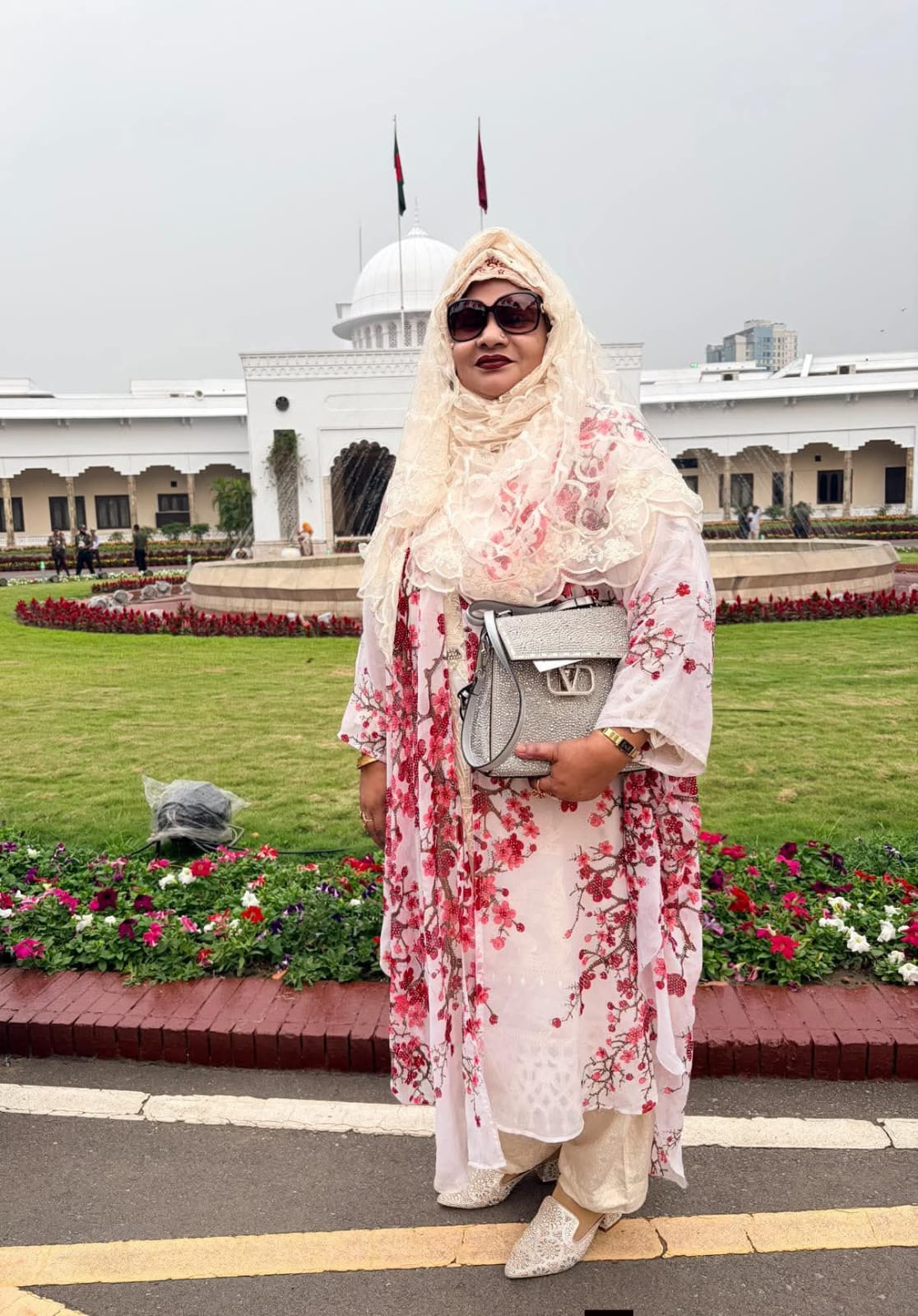 পিরোজপুরে ১৭ বছর অনুপস্থিত থেকে সংরক্ষিত আসনের প্রার্থী হওয়ার আকাঙ্ক্ষা,রাজনৈতিক মহলে বিতর্ক।