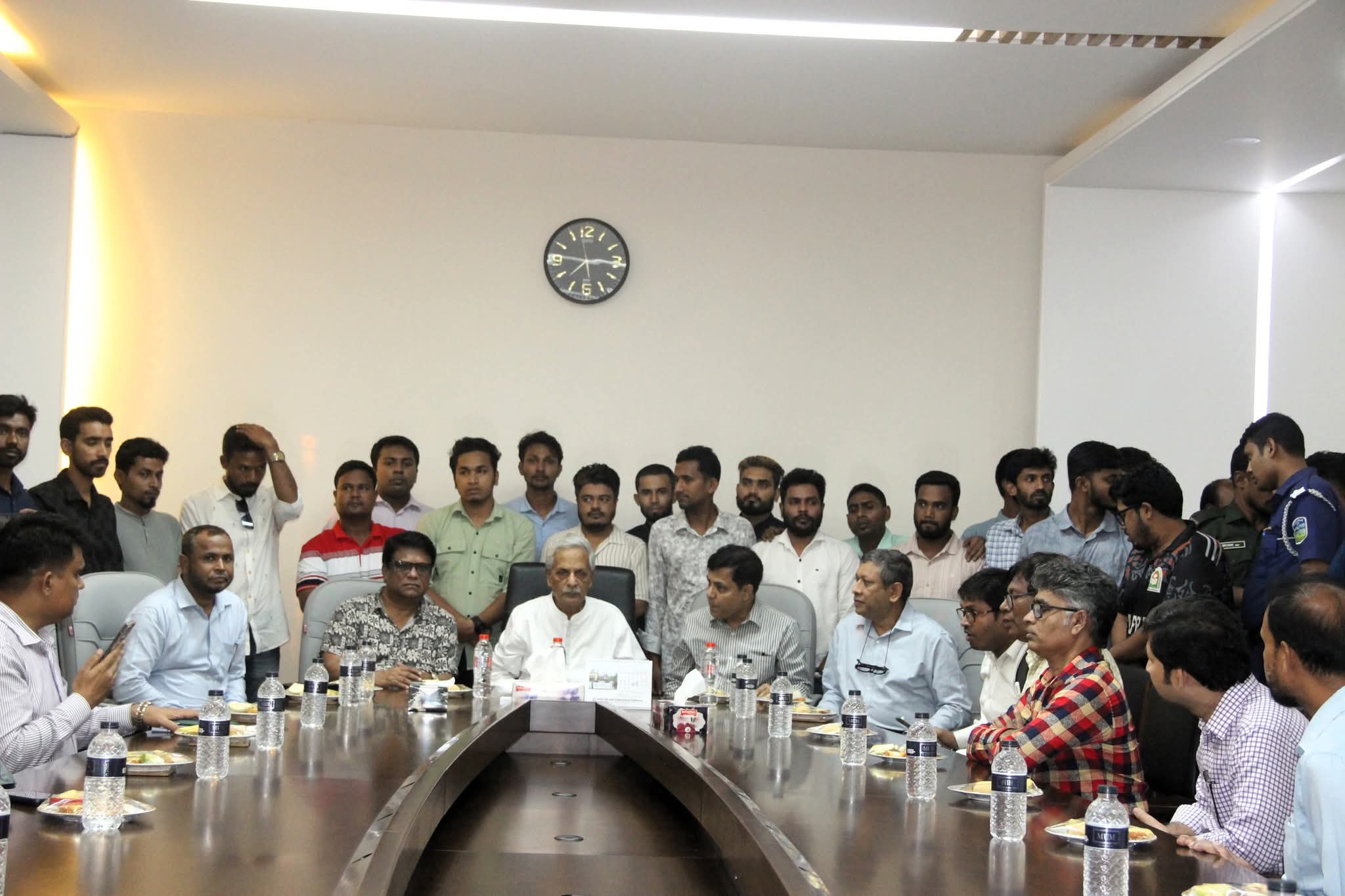 নজরুল বিশ্ববিদ্যালয় পরিদর্শন করলেন সংস্কৃতি মন্ত্রী নিতাই রায় চৌধুরী